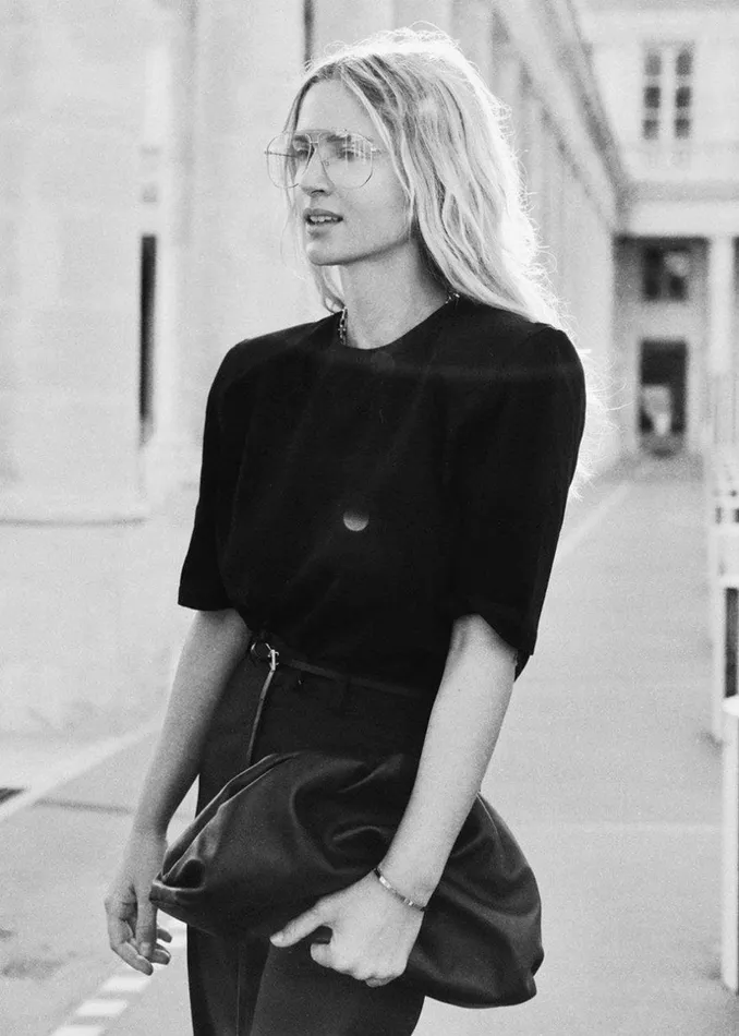 Women The Frankie Shop Tops Carrington Padded Shoulder Tee Black