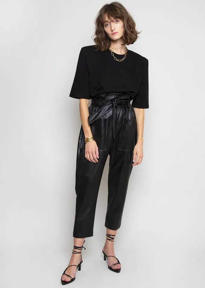 Women The Frankie Shop Tops Carrington Padded Shoulder Tee Black