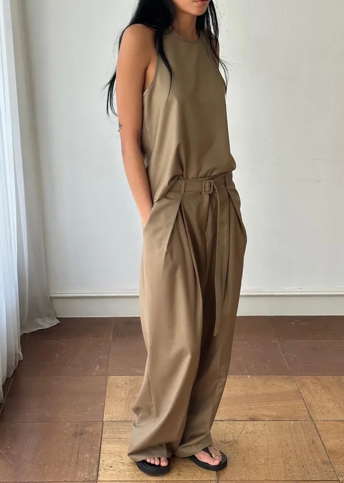 Women The Frankie Shop Tops Clay Sleeveless Top Desert Taupe