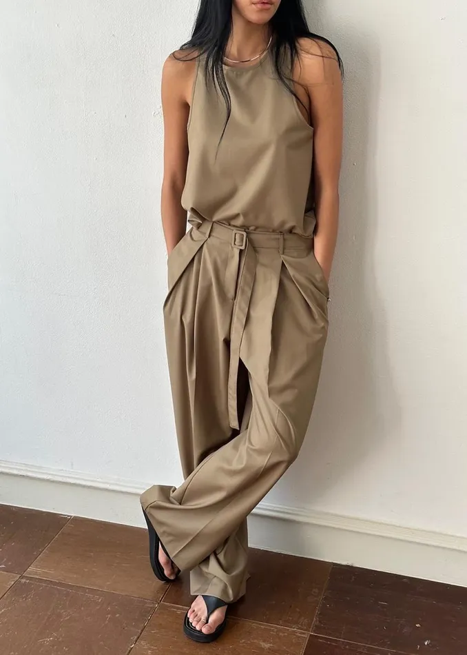 Women The Frankie Shop Tops Clay Sleeveless Top Desert Taupe