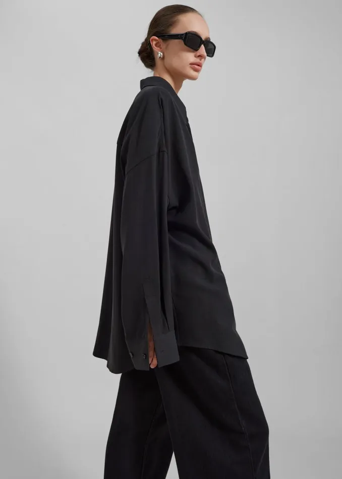 Women The Frankie Shop Tops Della Midweight Button Up Shirt Black