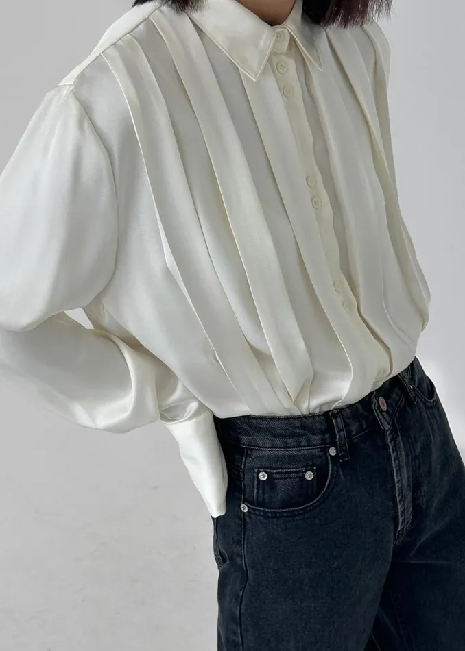 Women The Frankie Shop Tops Elliana Front Pleated Blouse Cream