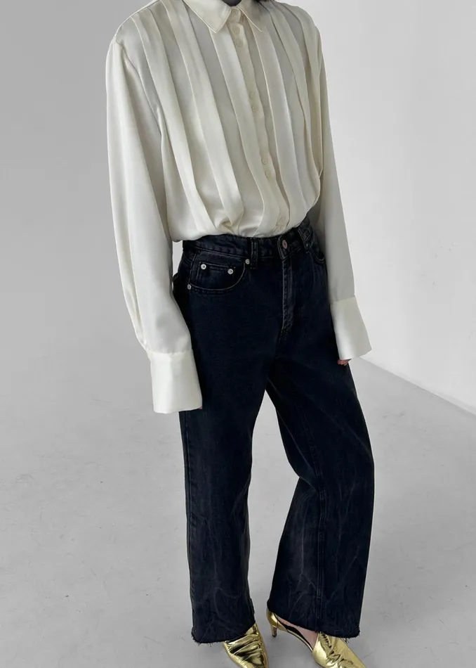 Women The Frankie Shop Tops Elliana Front Pleated Blouse Cream