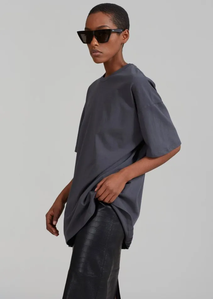 Women The Frankie Shop Tops Faro Boxy Tee Charcoal