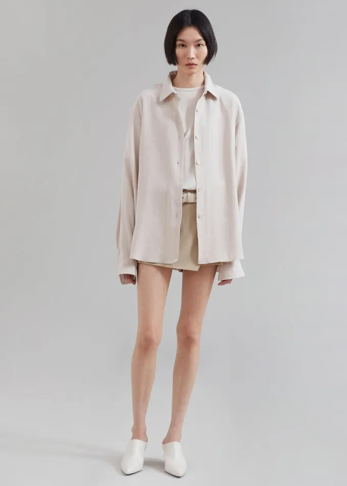 Women The Frankie Shop Tops Lotta Fluid Shirt Beige