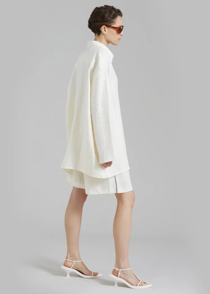 Women The Frankie Shop Tops MATIN Supersized Shirt Natural