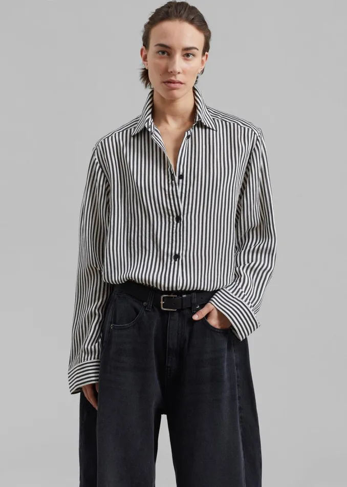 Women The Frankie Shop Tops Matteau Classic Contrast Stripe Shirt Ink Stripe