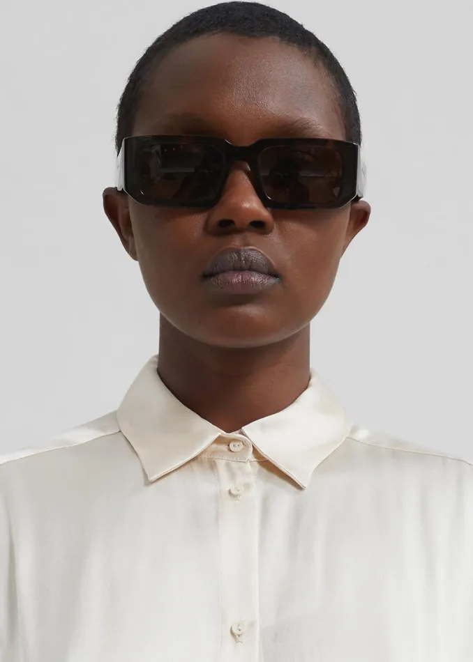 Women The Frankie Shop Tops Matteau Satin Shirt Ivory