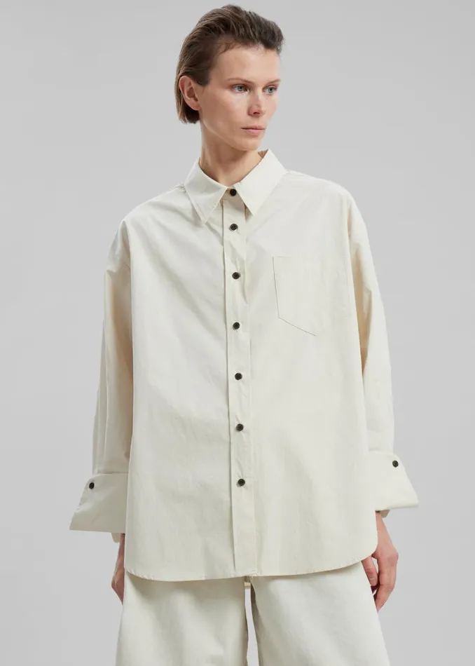 Women The Frankie Shop Tops Zuri Boxy Button Up Shirt Cream